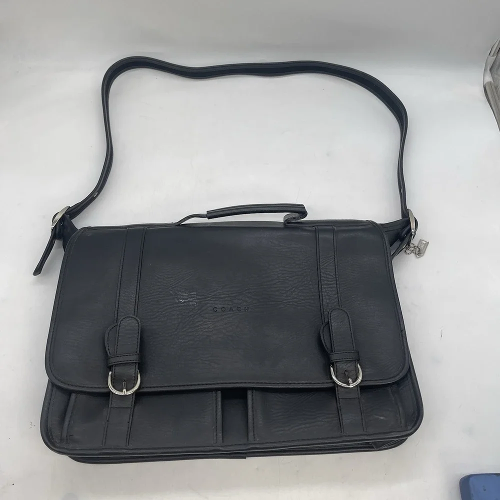 Coach Leather Messenger Briefcase Laptop Bag With Shoulder Strap Black Buckles